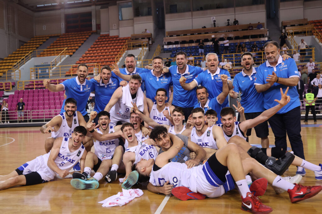 Μπράβο στα παιδιά μας σε μπάσκετ και πόλο